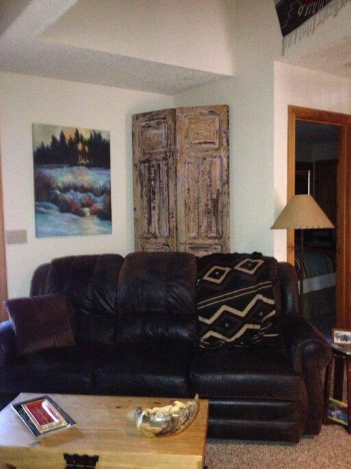 The furnishings include some of Mom's favorite pieces.