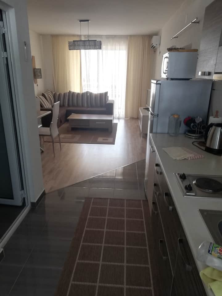 Lovely 2 Bedroom Apartment With Sea View - Montenegró