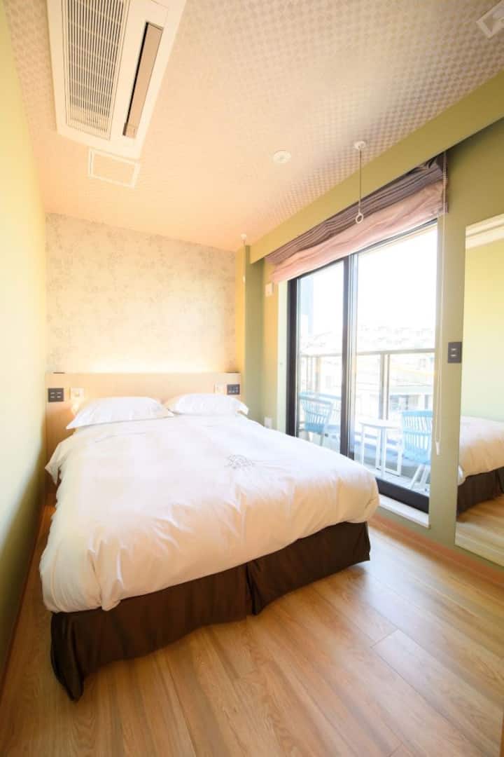 საძინებელი 1