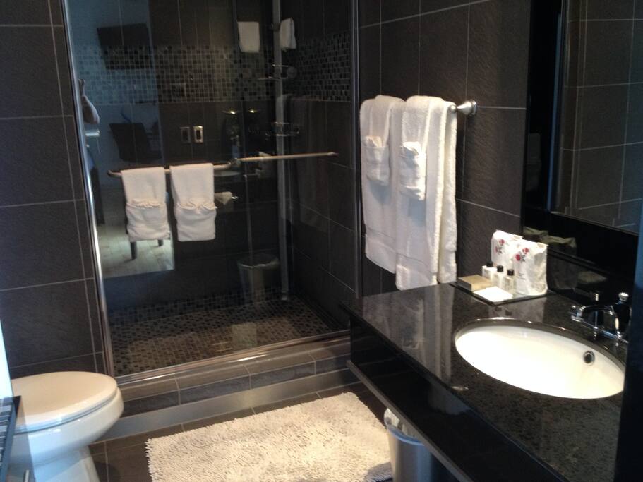 Chambre 2 - Salle de bain