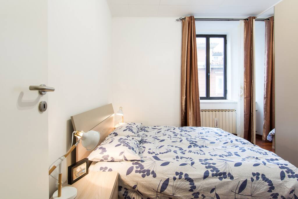 bedroom I