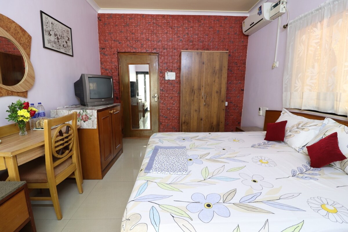 СПАЛНА СОБА