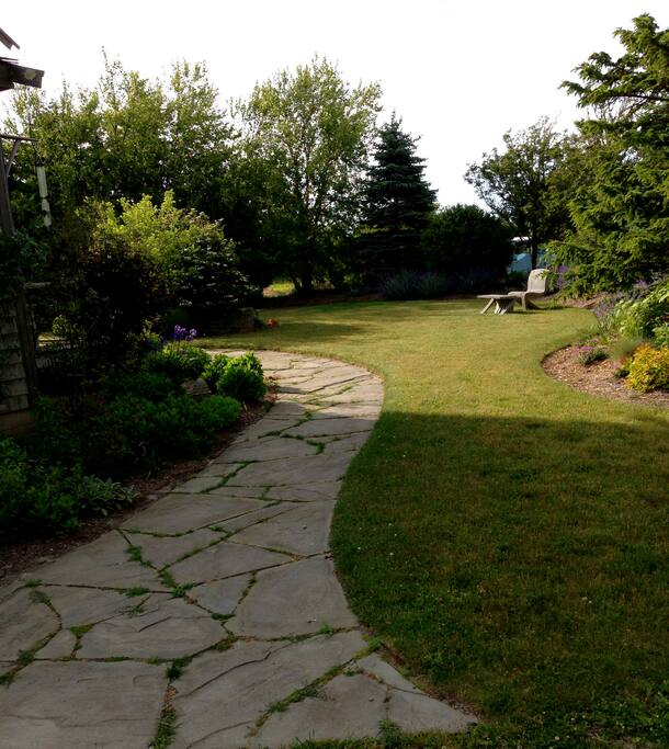 Walk to front yard
