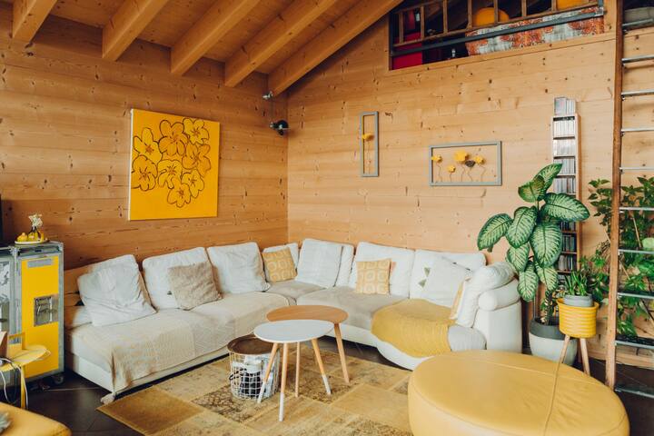 Modern & cosy alpine chalet gallery image 5