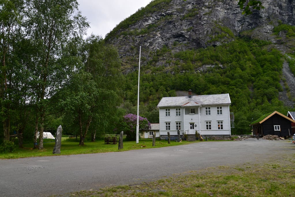 Svalheim Gard