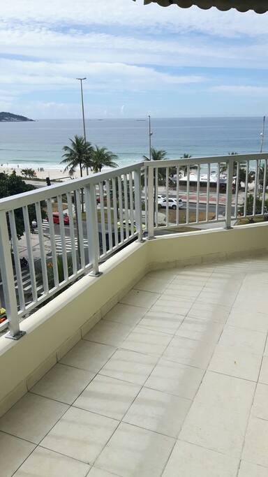 Varanda Suite com vista para o mar