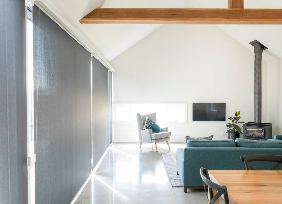 Living room - plenty of light