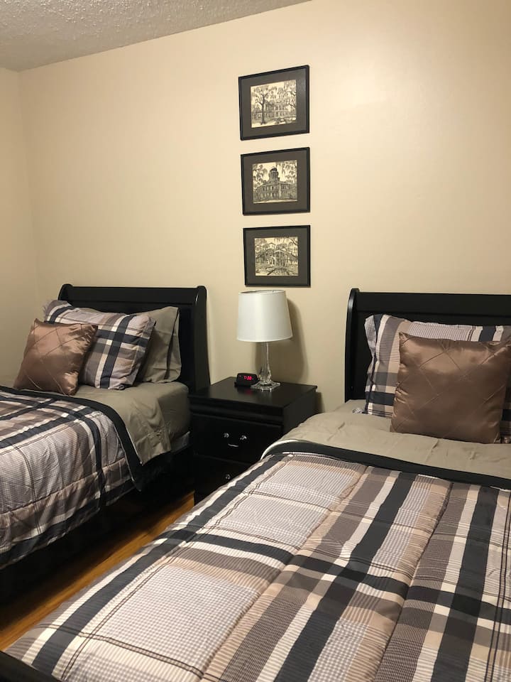 Camas individuales en el tercer dormitorio