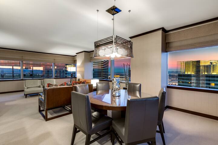 Best/ Biggest 2 BR Penthouse @Vdara! Ab Fab Views! gallery image 5