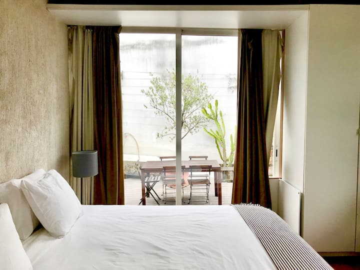 Room 2