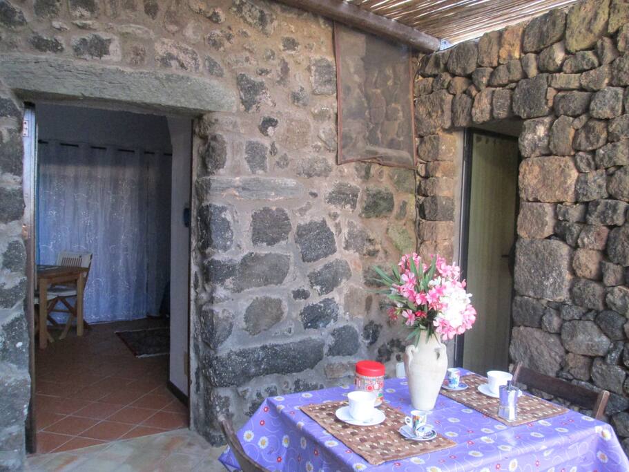 Ingresso dammuso Khaggiar