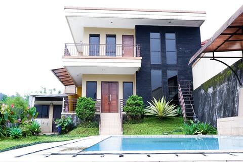 Villa DMona