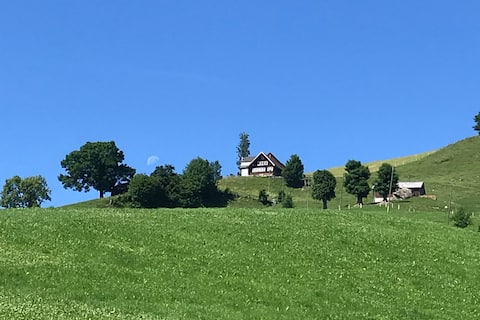 Idyllisches Appenzeller Ferienhaus mit Garten