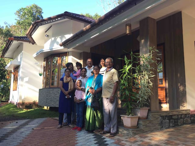 Heavenvalleys Cottage Mankulam Road Munnar Cottages For Rent In Kannan Devan Hills Kerala India