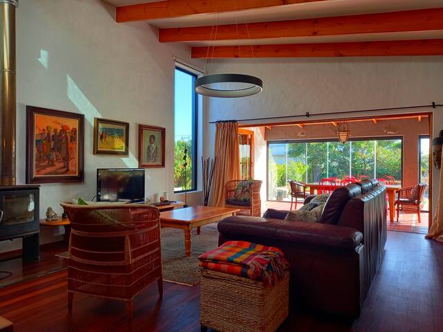 Kommetjie Villa, beachfront Estate, 24 hr power gallery image 4