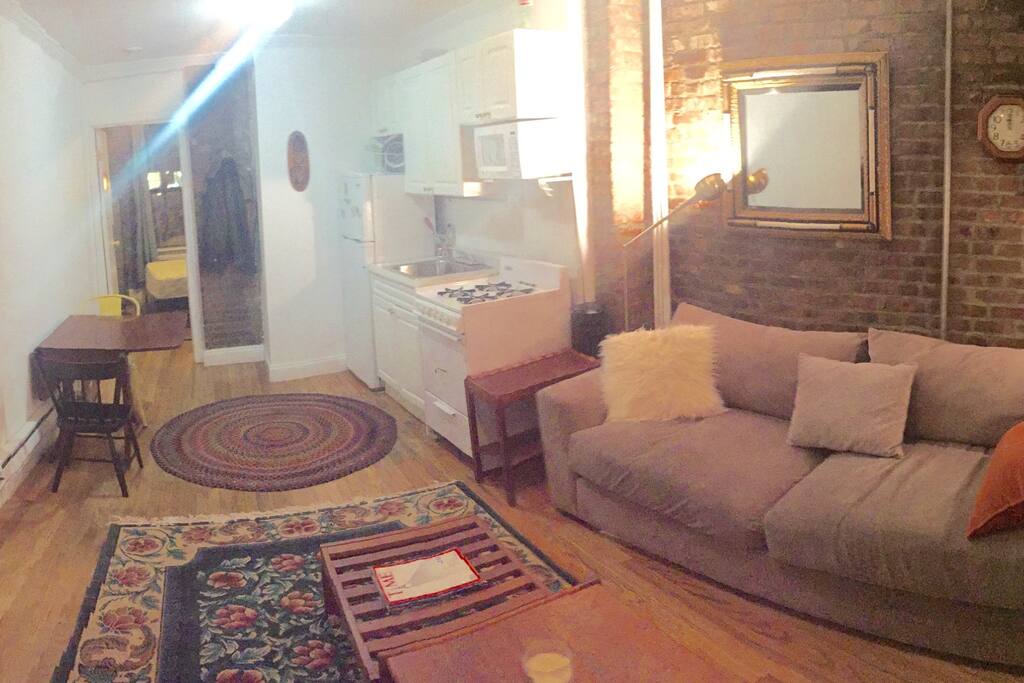 Livingroom & kitchen