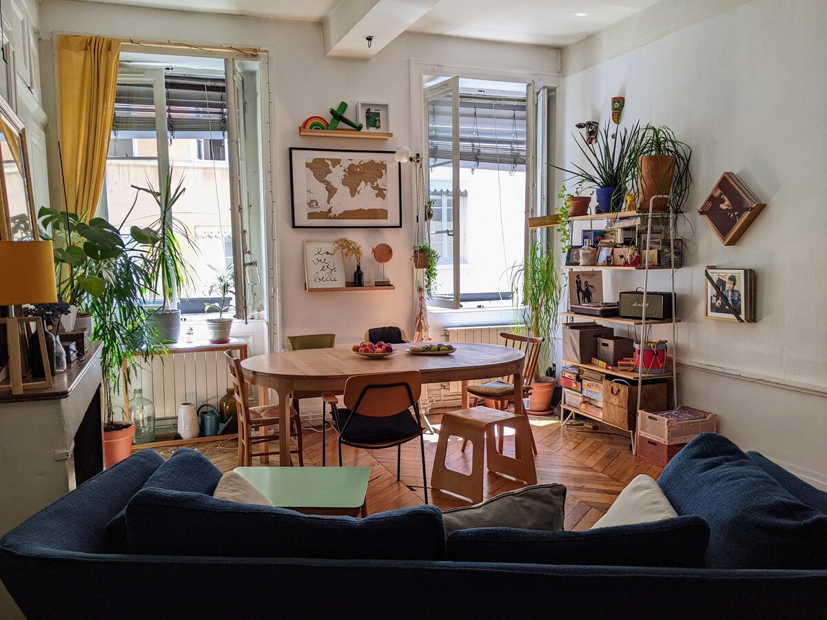 Leistungsstarkes Airbnb: Family apartment, 2 bedrooms, heart of the Peninsula in Lyon 2e Arrondissement