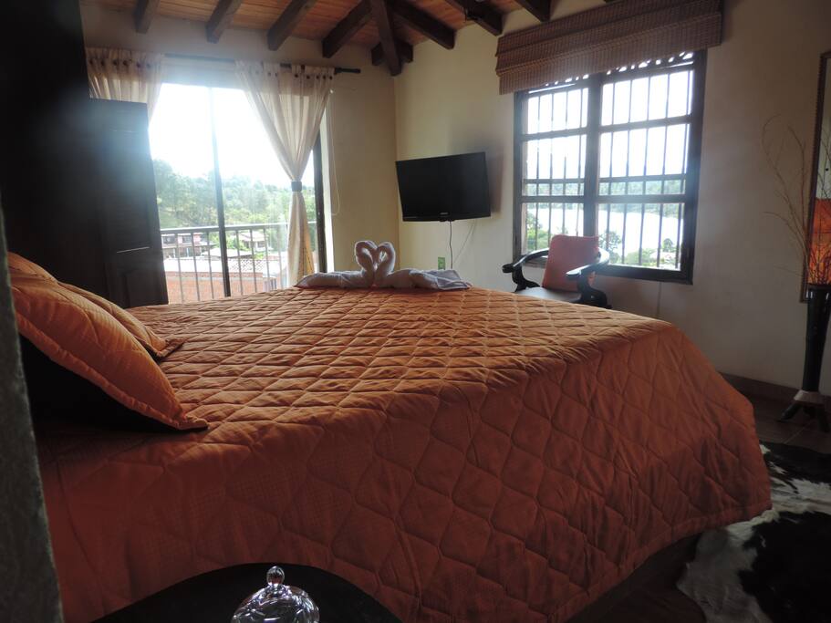 Hermosa y cómoda Habitación Presidencial