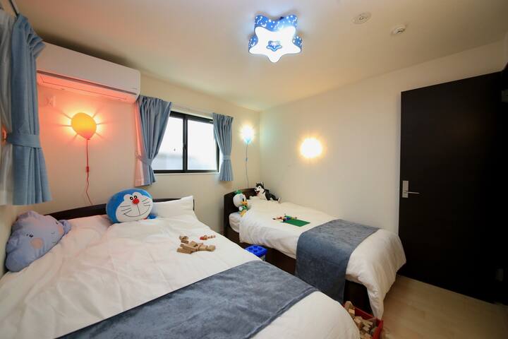 Atrium,8min Skytree & Sta. 4BR 96㎡ CarPark/JP yard gallery image 2