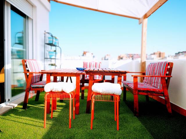 Ático acogedor con encanto a 5 min de la playa