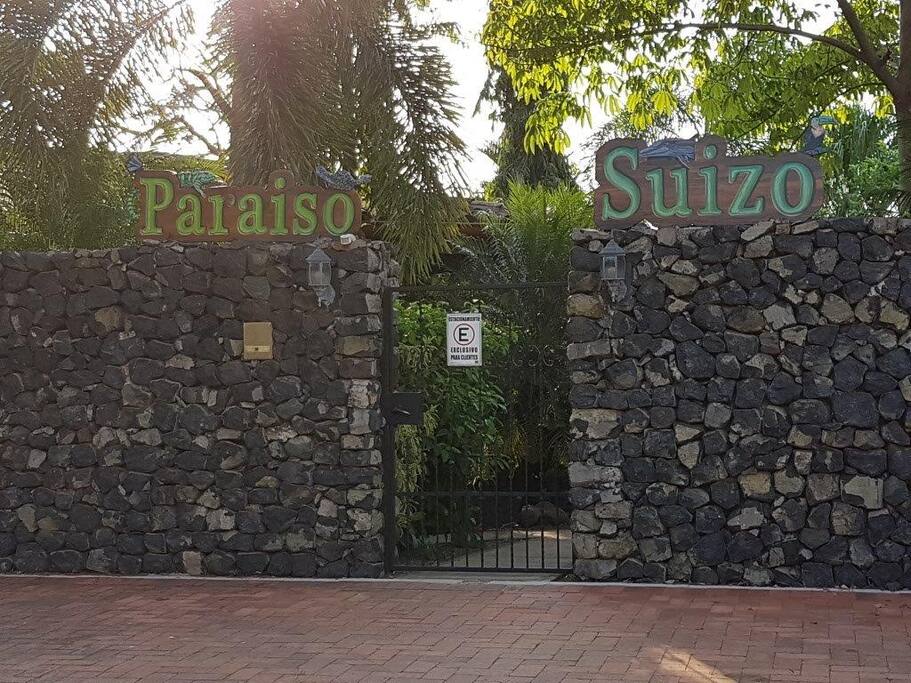 Entrance / Parking