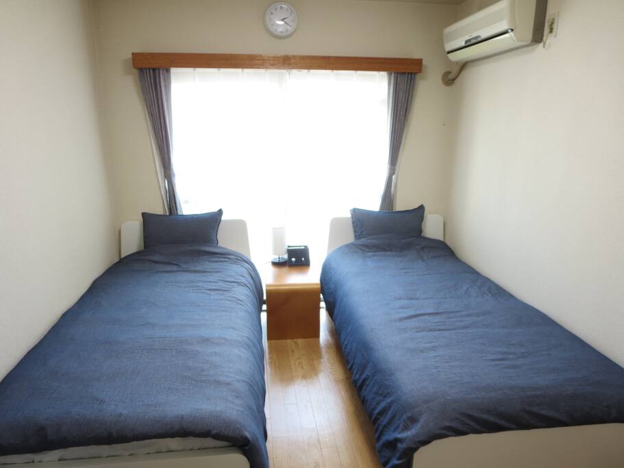 Bed size is single.
サイズはシングルです。