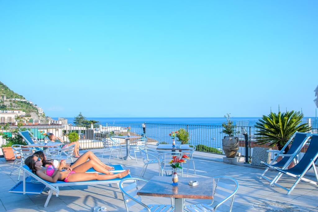 TERRAZZO SOLARIUM VISTA MARE