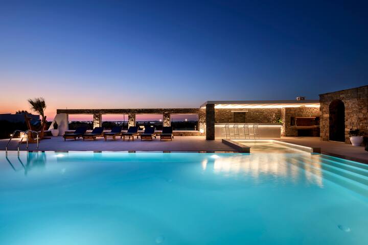 Zoe & Zen Villa with Private Pool gallery image 2