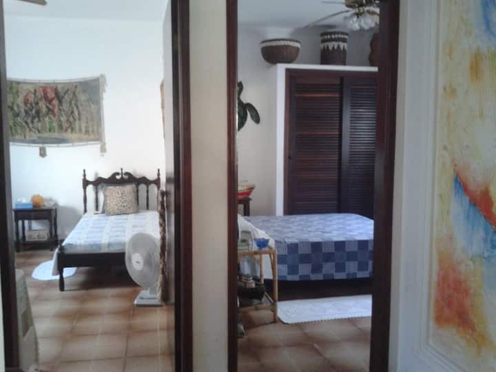 VSTUPNÁ HALA V SPÁLNI
VEĽMI POHODLNÉ A PRIESTRANNÉ IZBY 