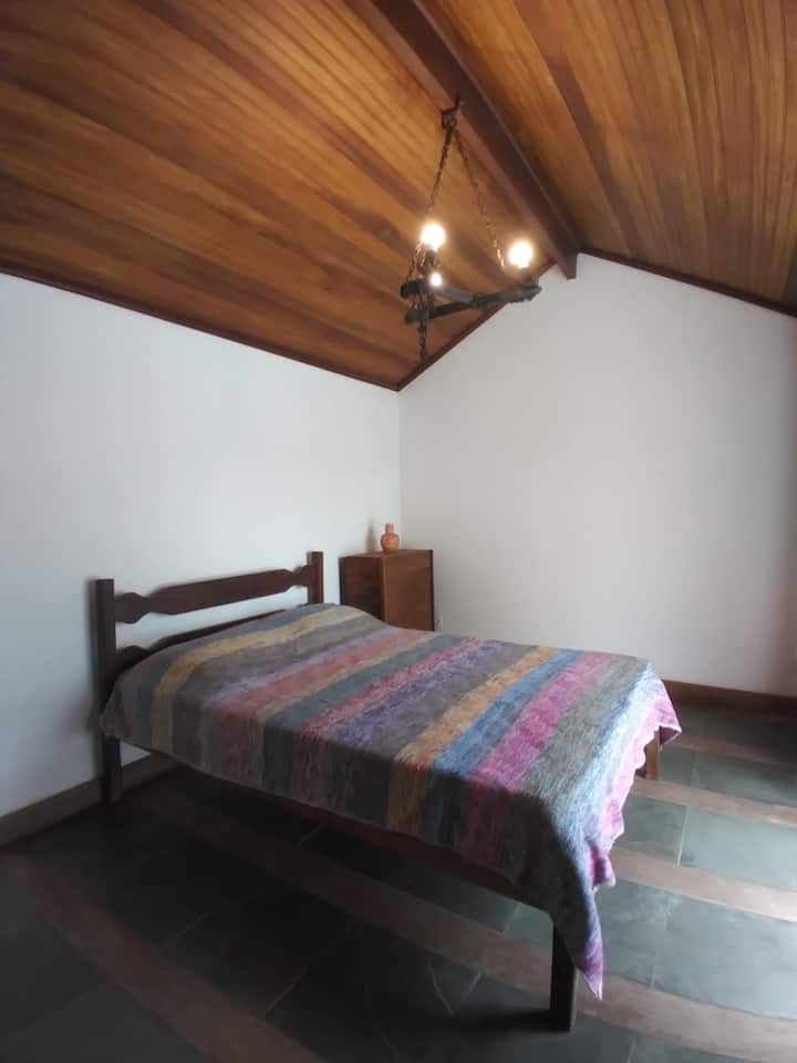 Dhomë gjumi 1