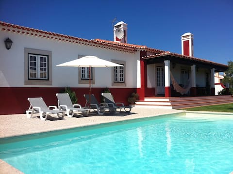Anúncio popular: Fantastic villa - Private pool - Countryside views em Santa Maria, São Pedro E Sobral Da Lagoa
