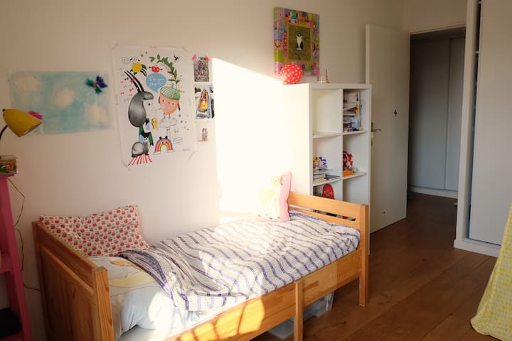 Საბავშვო ოთახი 2