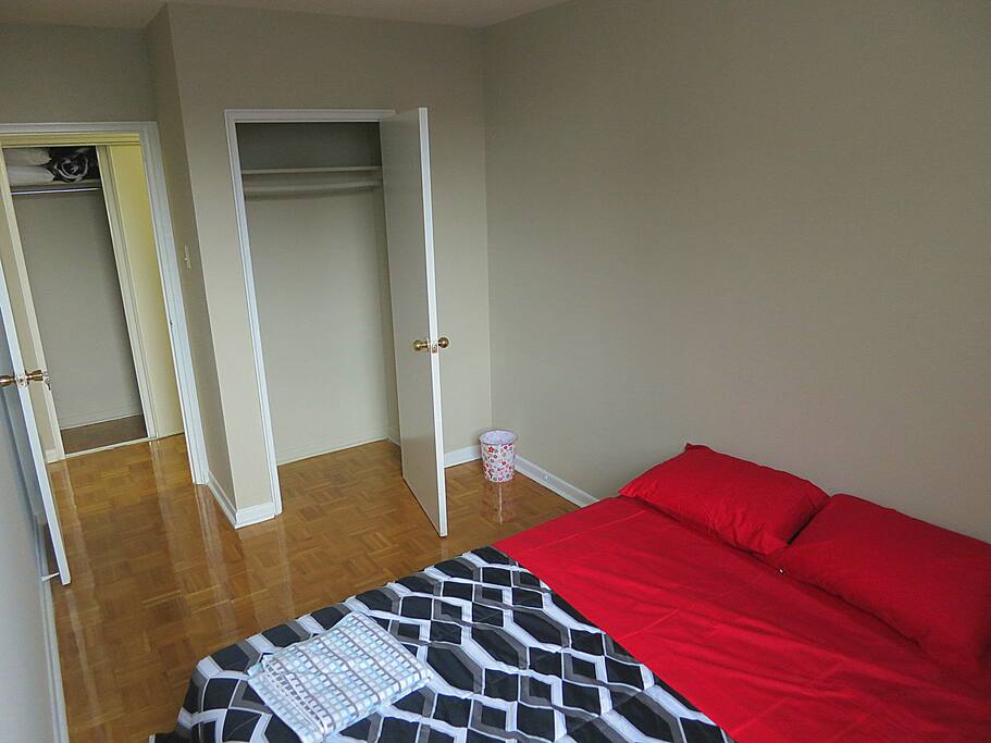 Queen size bed