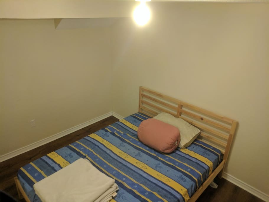 Queen size bed