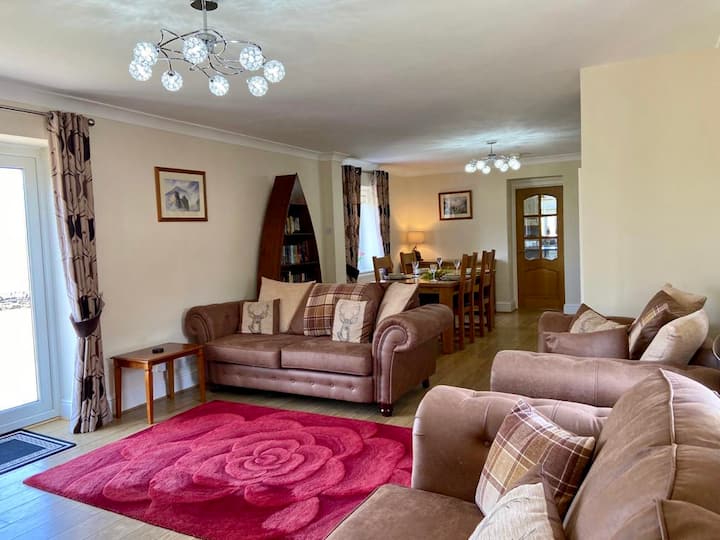 Picturesque Welsh Cottage Near Pontypridd - Pontypridd