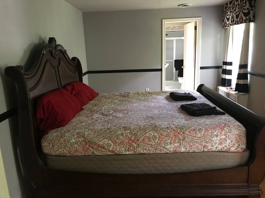 Upstairs King Room