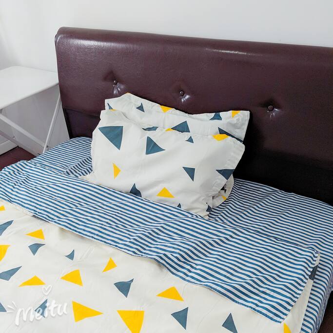 queen size bed