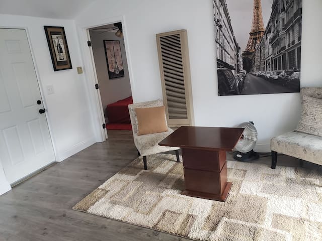 Beautiful very private  Inlaw unit