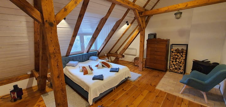 Schlafzimmer 1