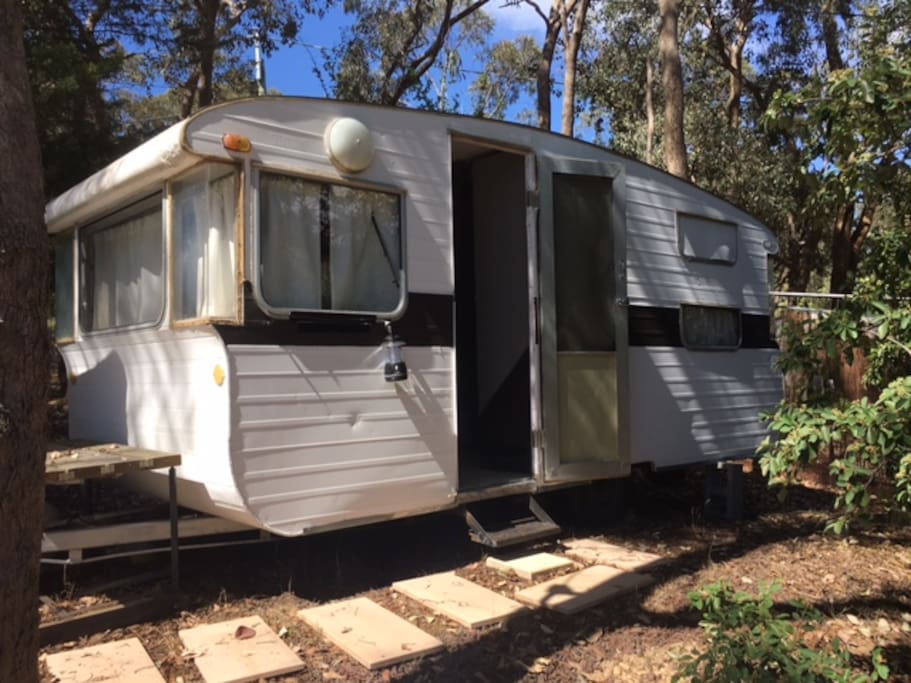Caravan 1