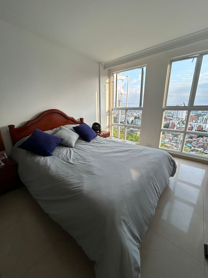 راحة سرير بحجم كوين!