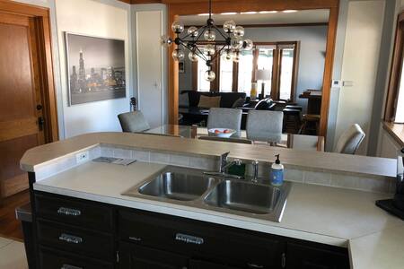 Close to downtown and hospital