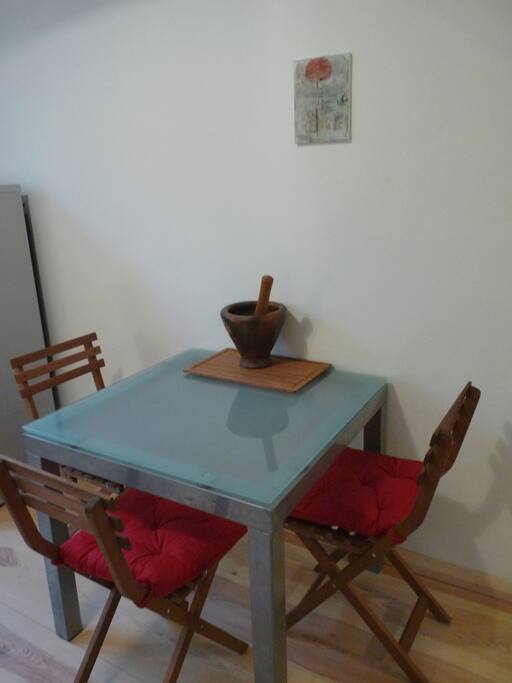 Glas dining table