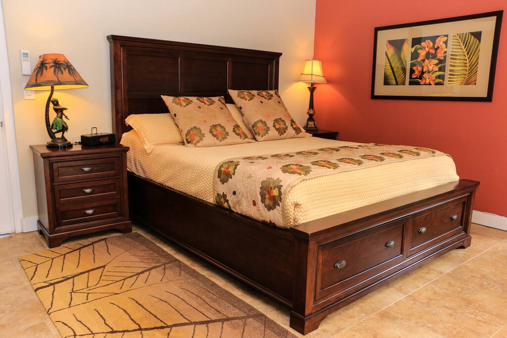 Cozy master bedroom at HBR 5201