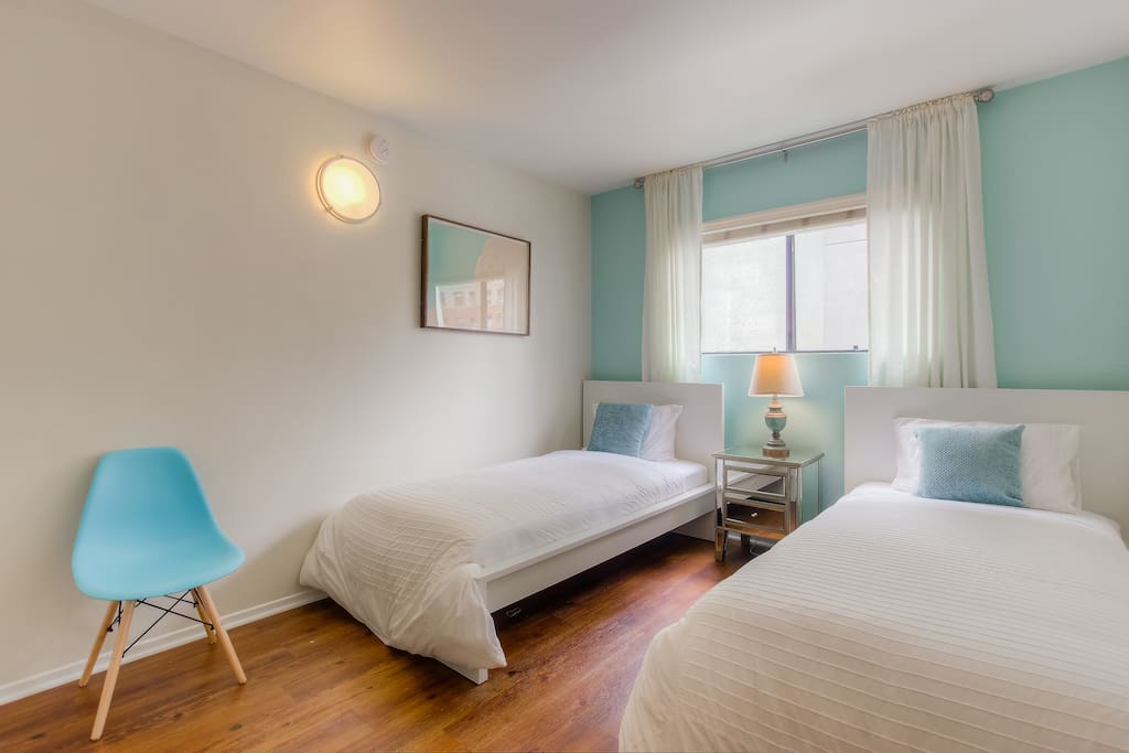 Our double twin bed set up is ideal for travelling friends, families and business groups