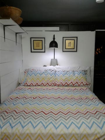 Private Room-Tree Top Cabana with Lagoon View