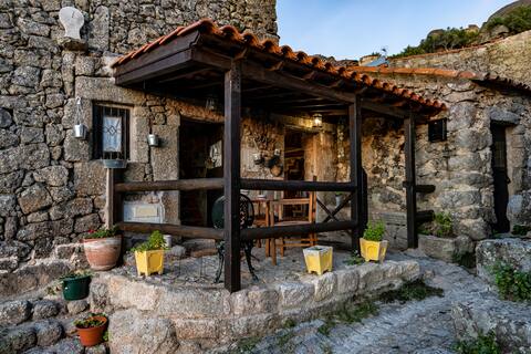 SUN SET HOUSE
