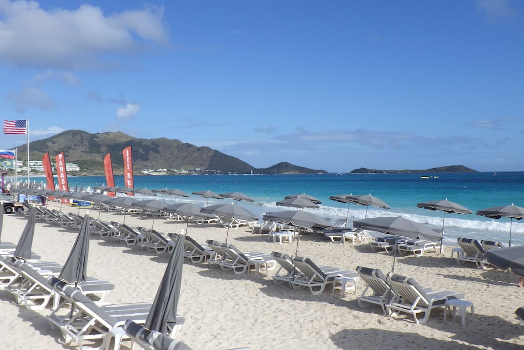 La plage est à 2mn à pied