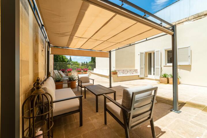 Lu Leccio. Suite Apartment with terrace gallery image 2