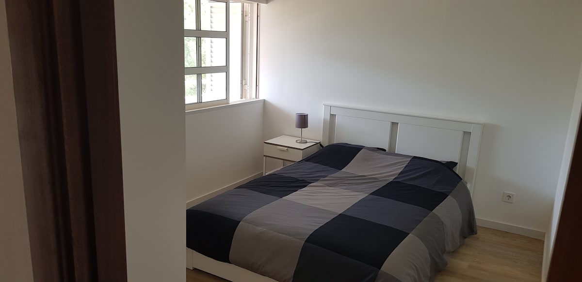 1号卧室（主卧套房）